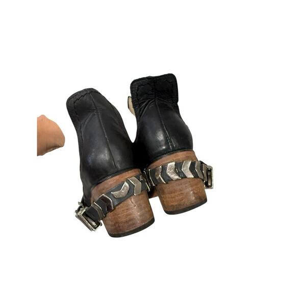 Freebird FB-Blade Black Leather Boho Western Harness Belt Cutout Booties Sz 10 - Picture 10 of 11